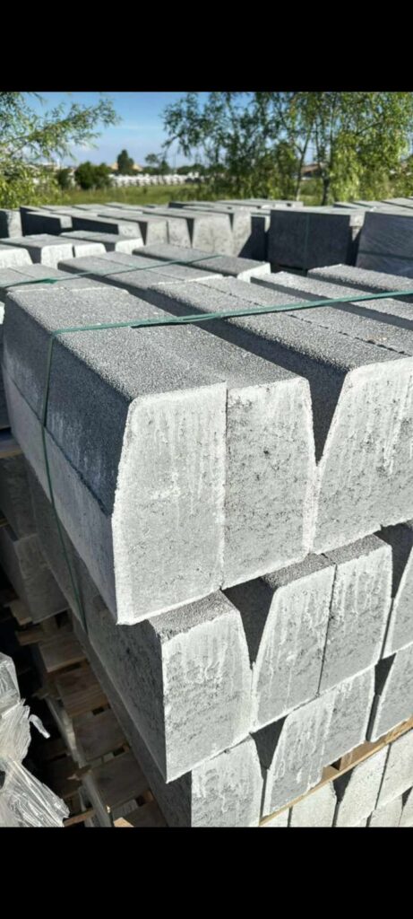 Siyah Kumlamalı 12x15x30x70 Yol Bordürü (Sultangazi) Adet Fiyat ürün banner