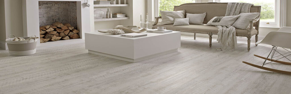 Karndean Knight Tile White Painted Oak Lüks Vinil Karo ürün banner