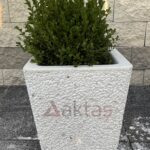 Aktaş Gülhane Beyaz Dolomit Kare Saksı (40x40x44 cm)