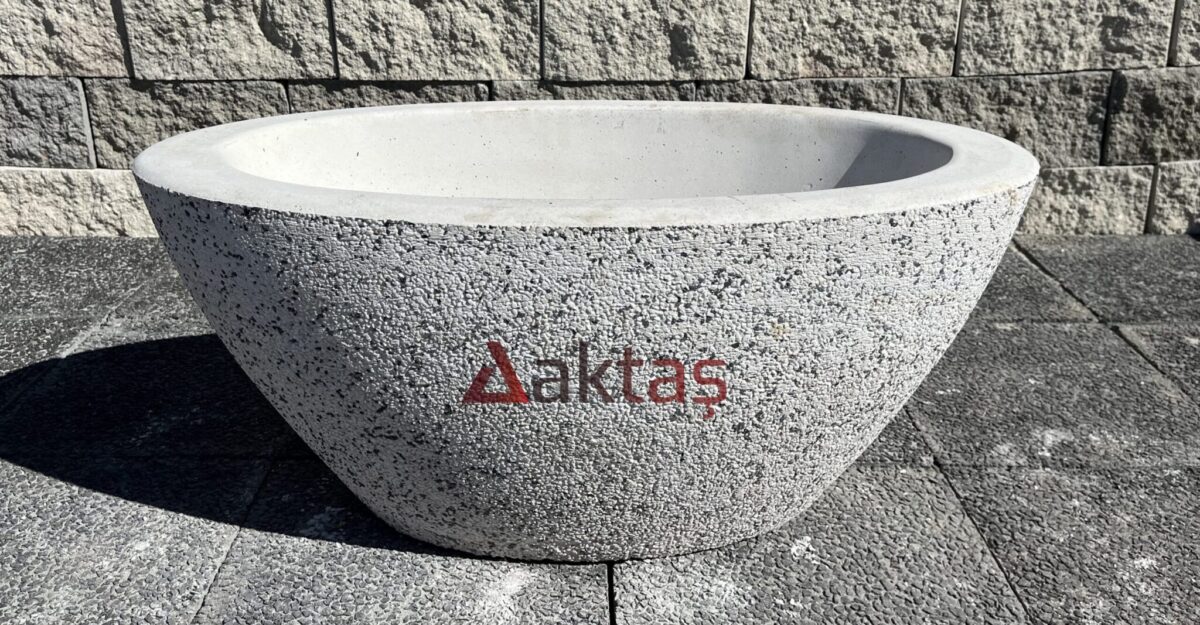 Aktaş Beyaz Mozaikli Büyük Kayık Saksı (90x45x40 cm)