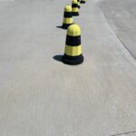 Beton duba siyah ve sarı renklerde