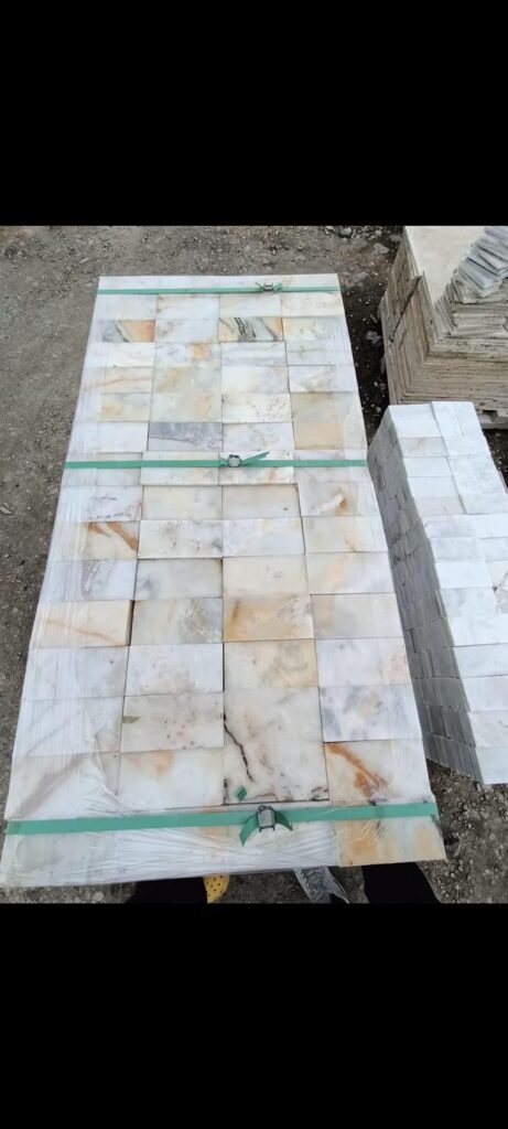 Premium Altın Damarlı Mermer 5×15 Filesiz Duvar Kaplama ürün banner